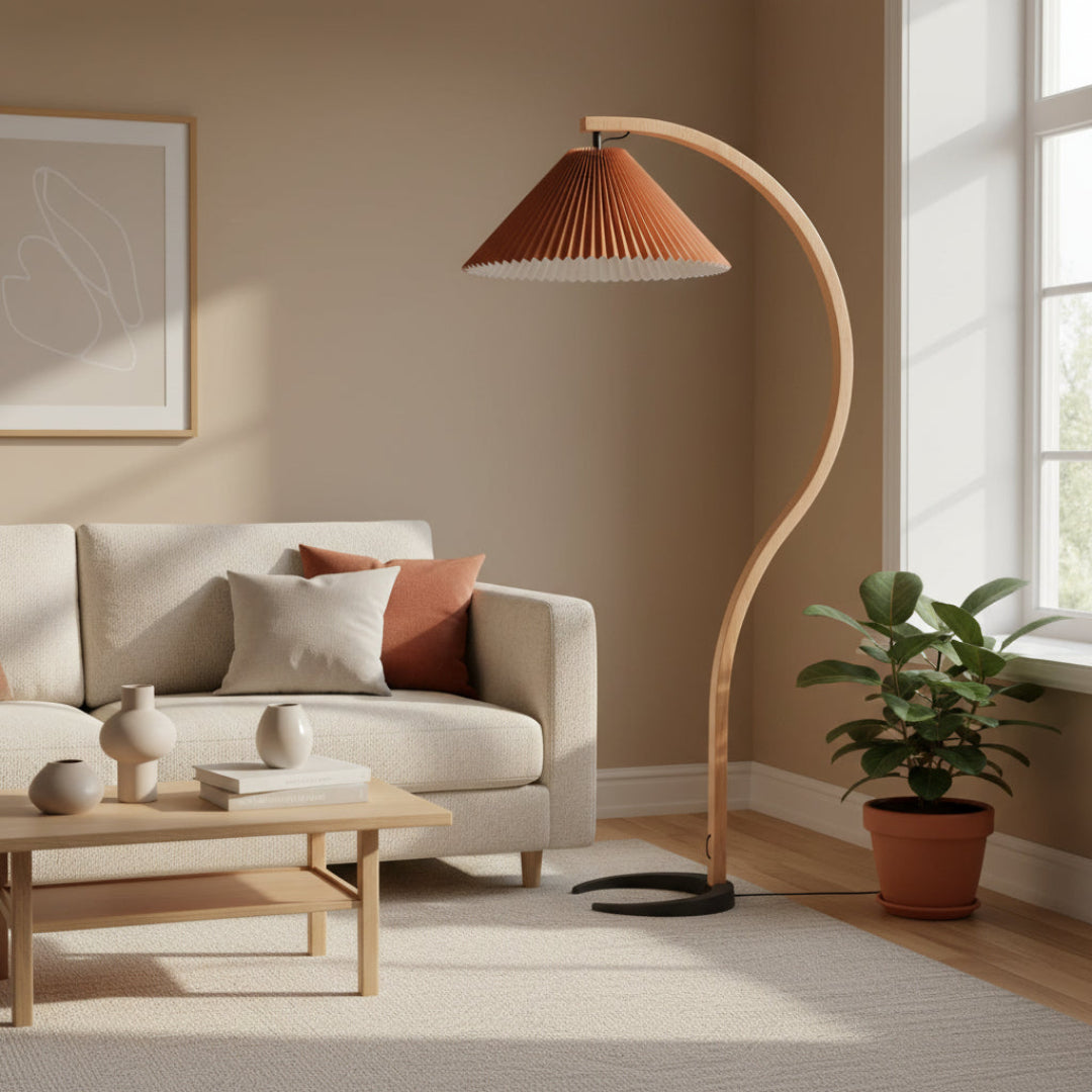Curved Wooden Floor Lamp – Modern Scandinavian Style
