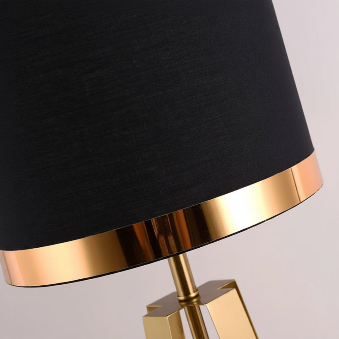 Nordic Black & White Table Lamp – Modern Minimalist Desk & Bedroom Lighting