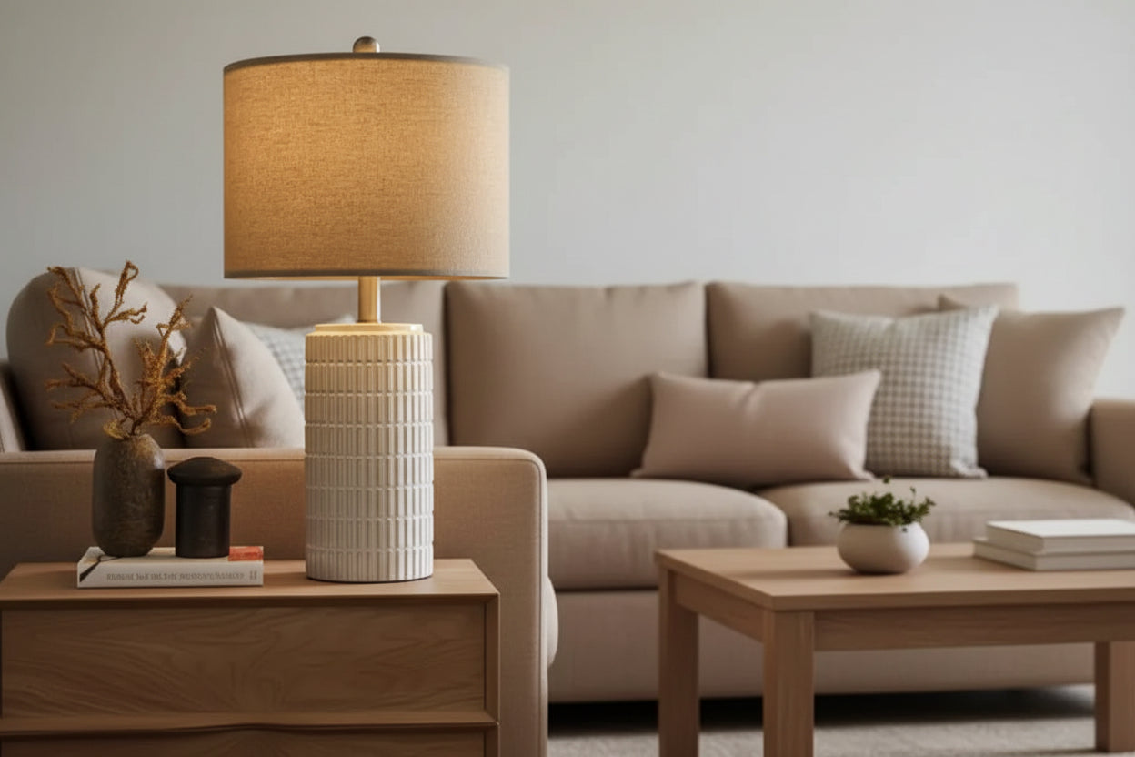 Japandi Ceramic Table Lamp – Minimalist Bedside Lamp White/Beige